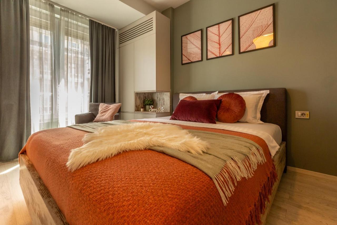 Modern 1Br Apt In The Old Town: The Perfect Choice Бухарест Экстерьер фото