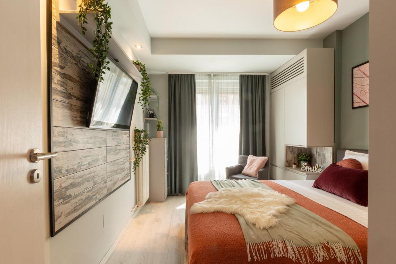 Modern 1Br Apt In The Old Town: The Perfect Choice Бухарест Экстерьер фото