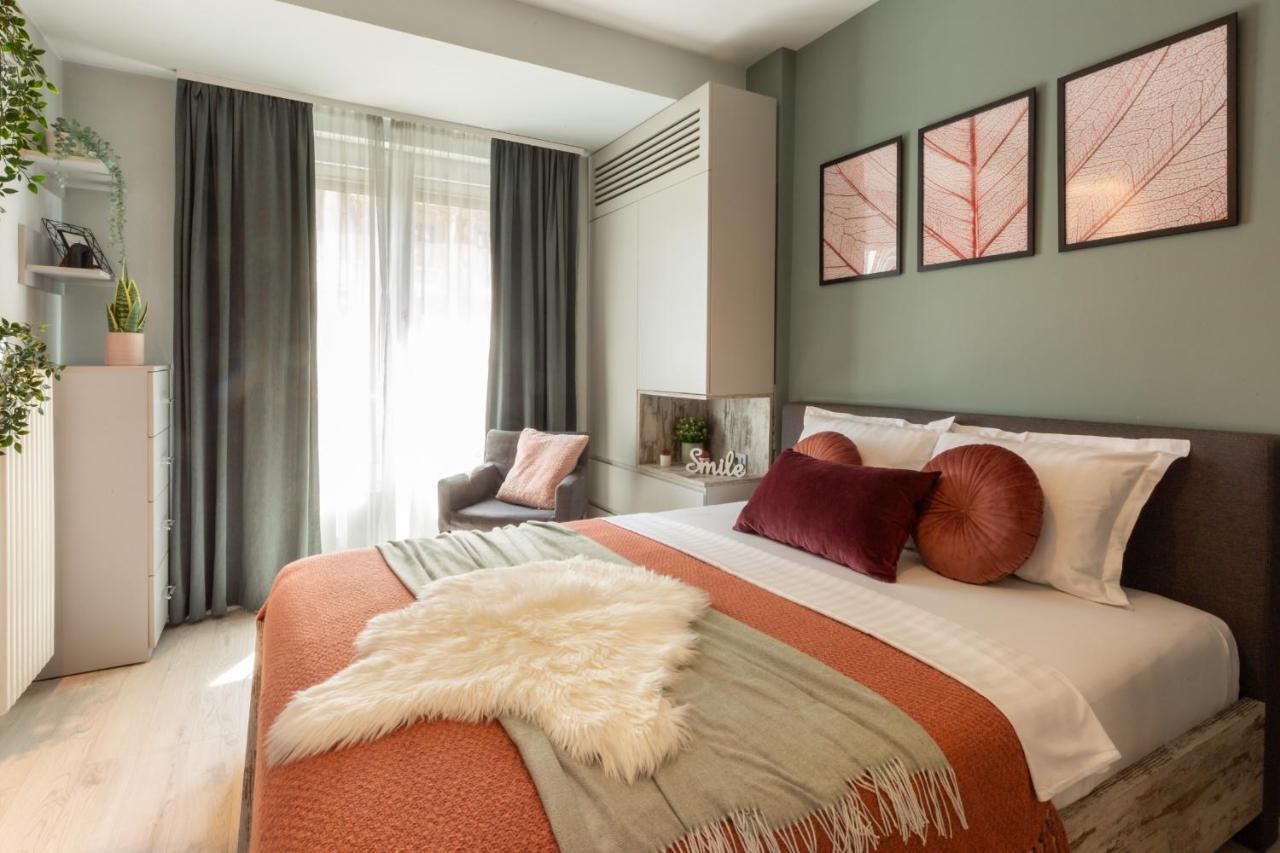 Modern 1Br Apt In The Old Town: The Perfect Choice Бухарест Экстерьер фото