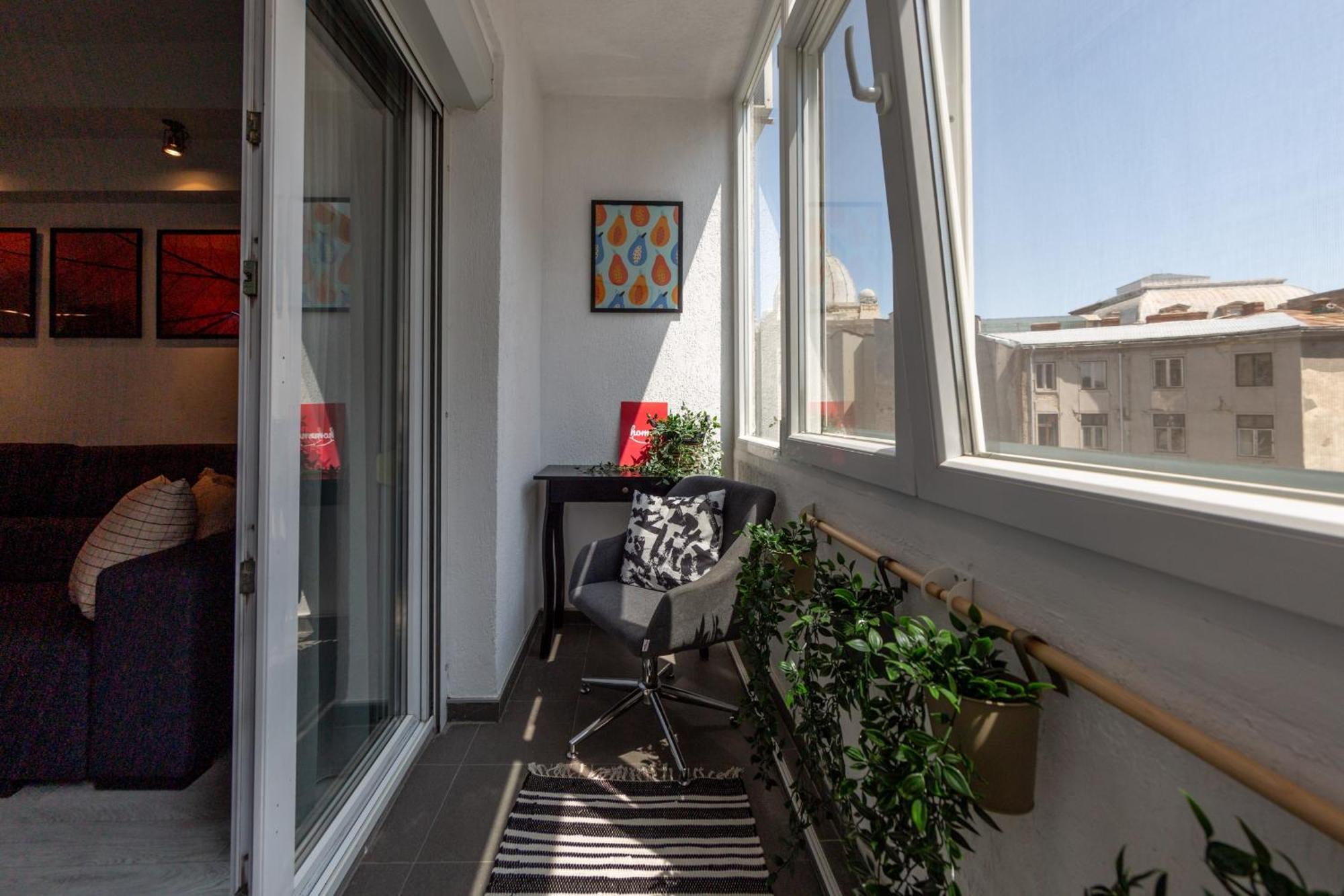 Modern 1Br Apt In The Old Town: The Perfect Choice Бухарест Экстерьер фото