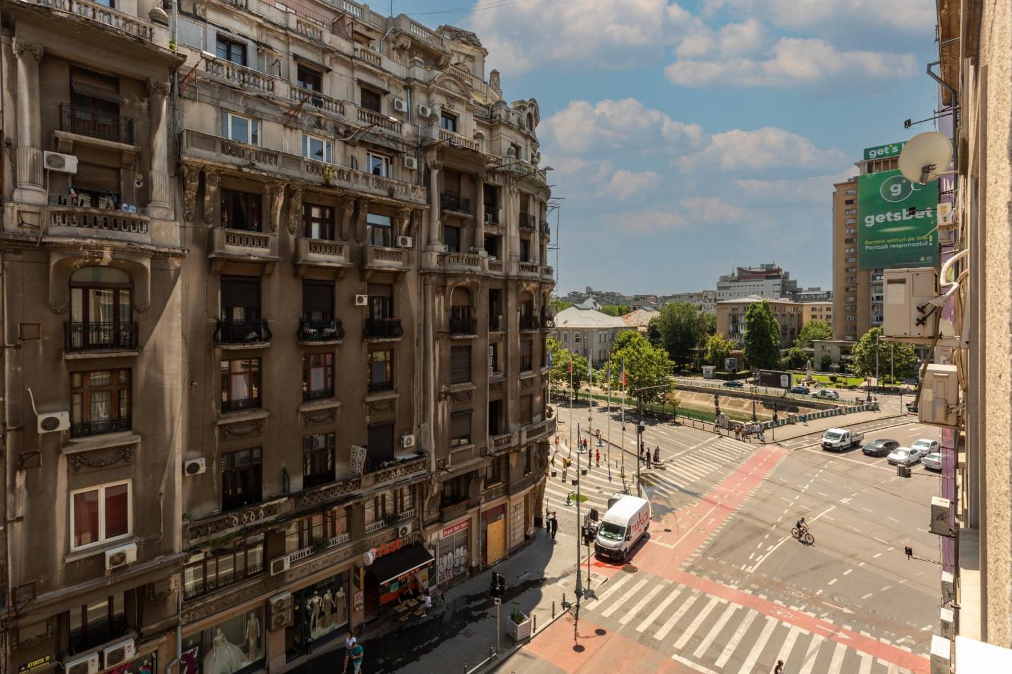 Modern 1Br Apt In The Old Town: The Perfect Choice Бухарест Экстерьер фото