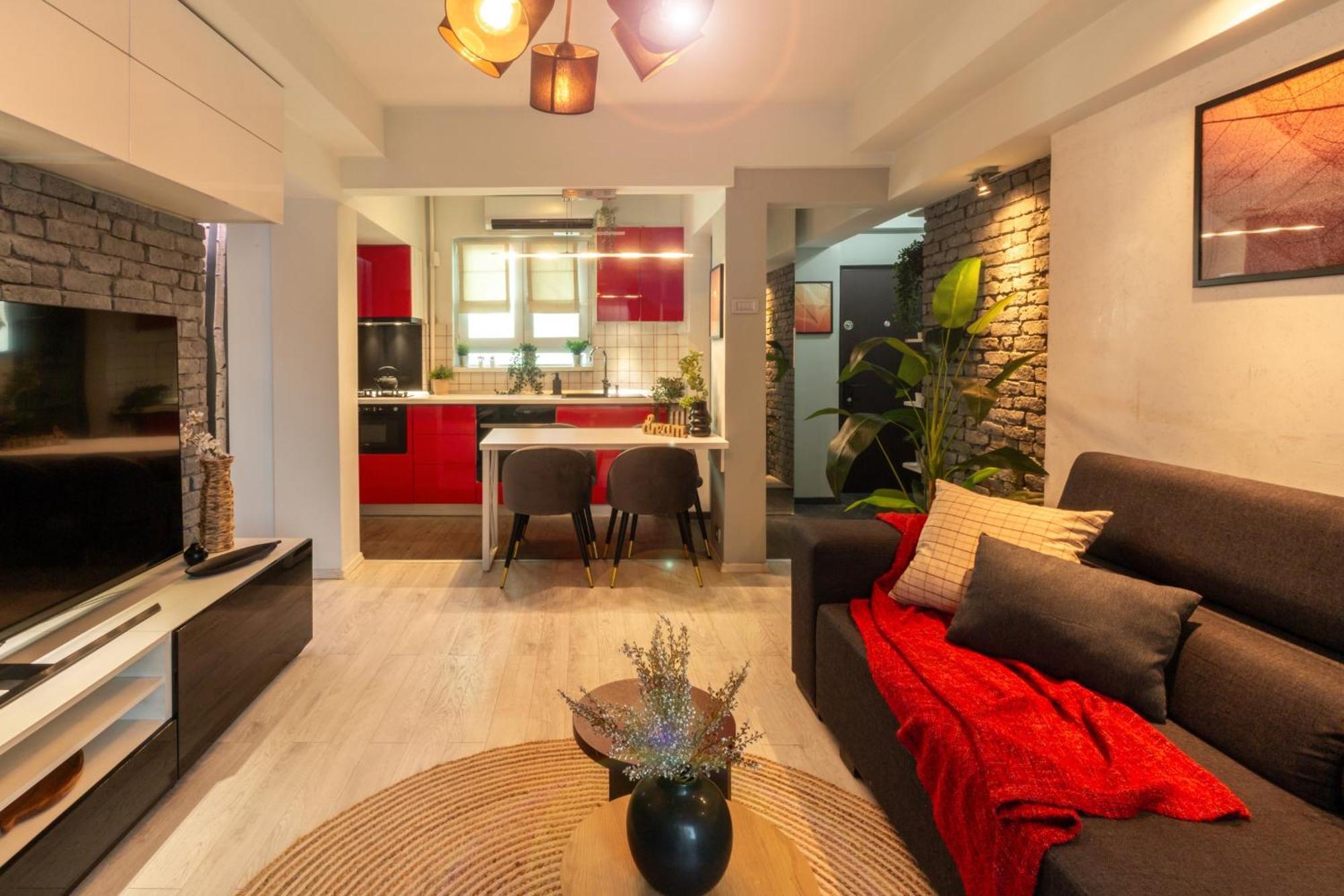 Modern 1Br Apt In The Old Town: The Perfect Choice Бухарест Экстерьер фото
